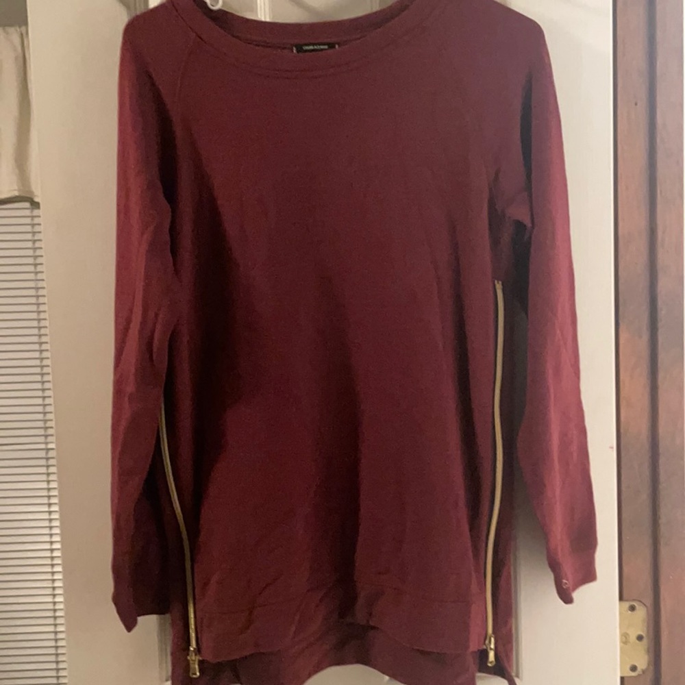 it’s an extra small dressier burgundy top